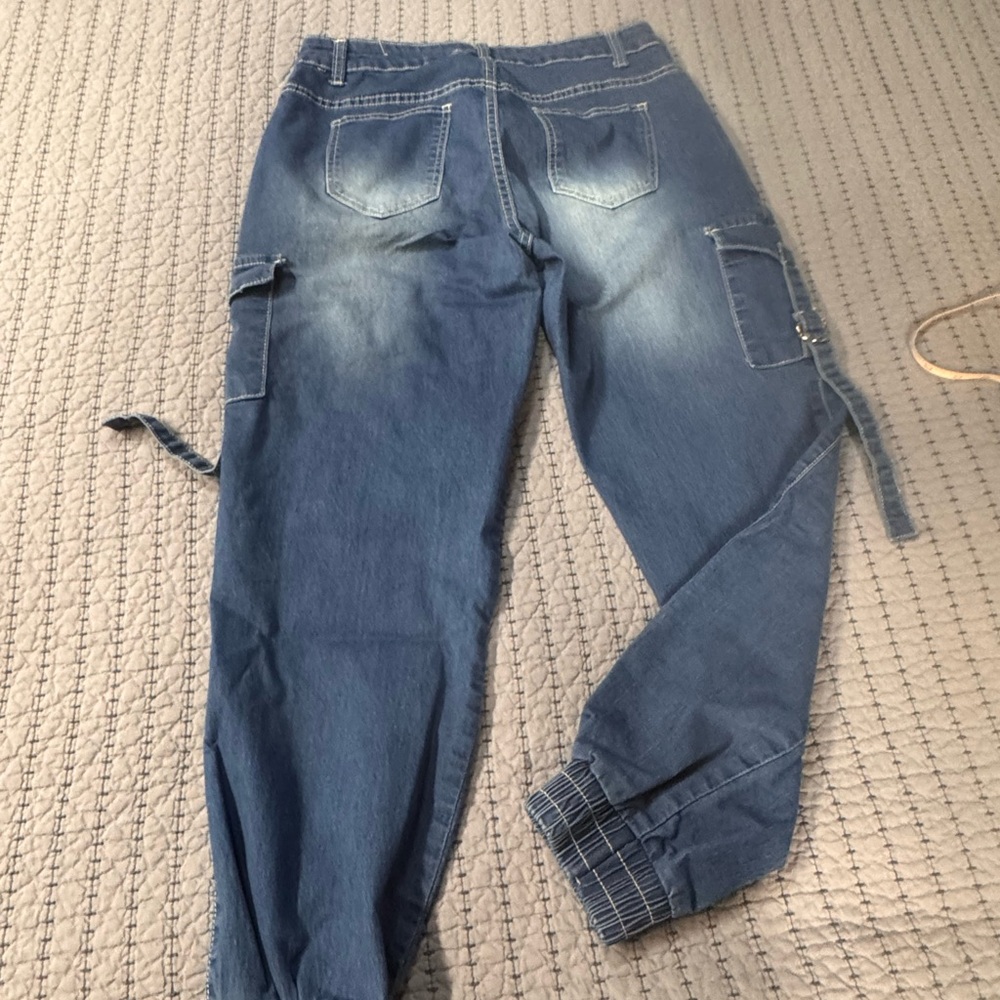 VIP Relaxed Fit Blue Cargo joggers